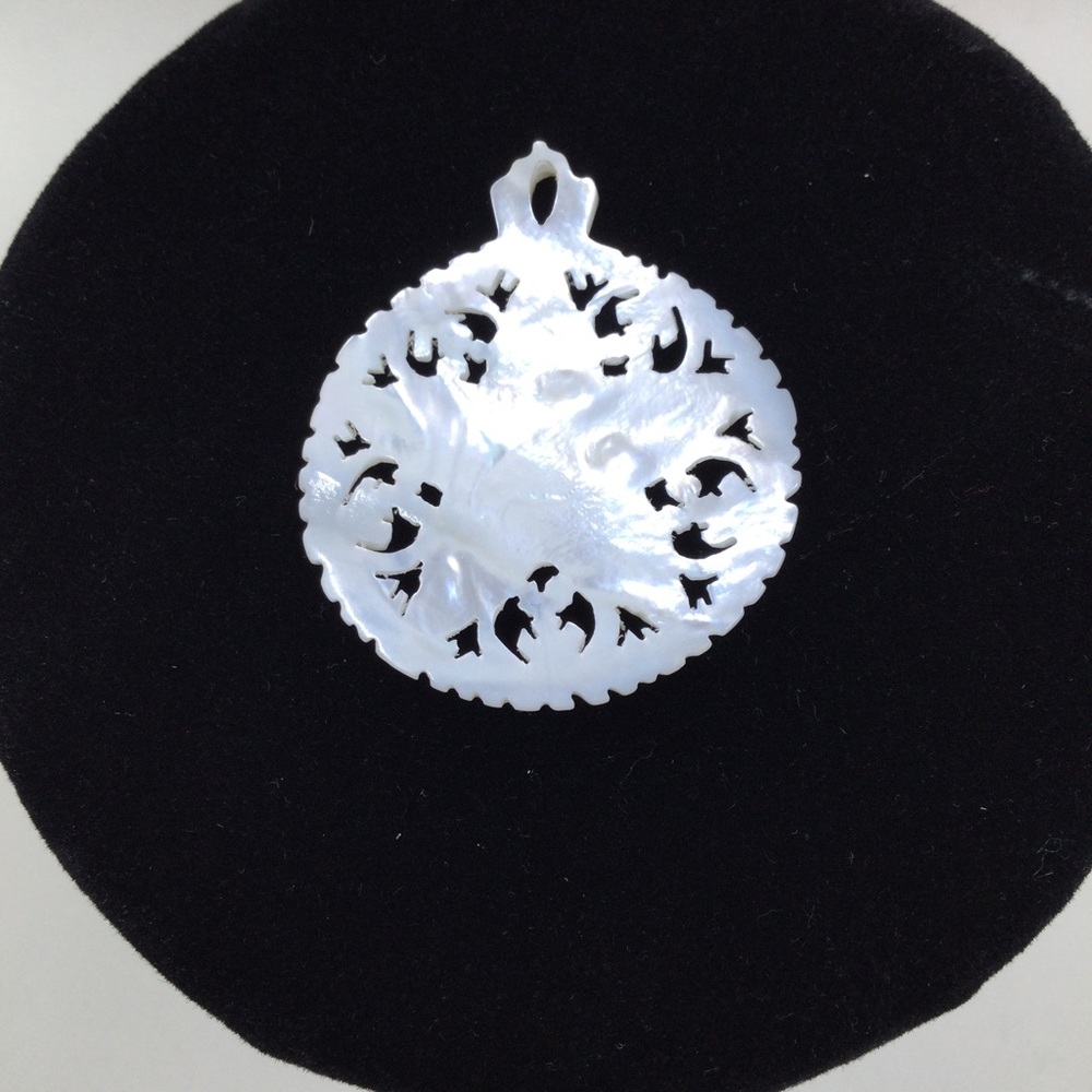 Gorgeous Mother of Pearl Pendant